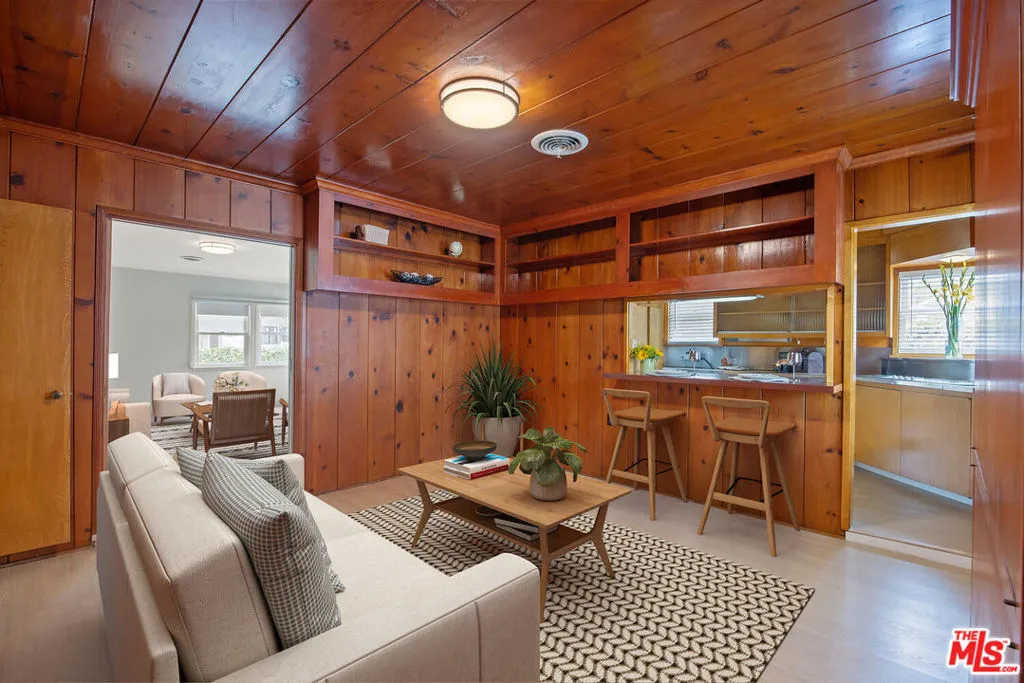 210 S Bundy Drive, Los Angeles, California 90049 home-pic-6